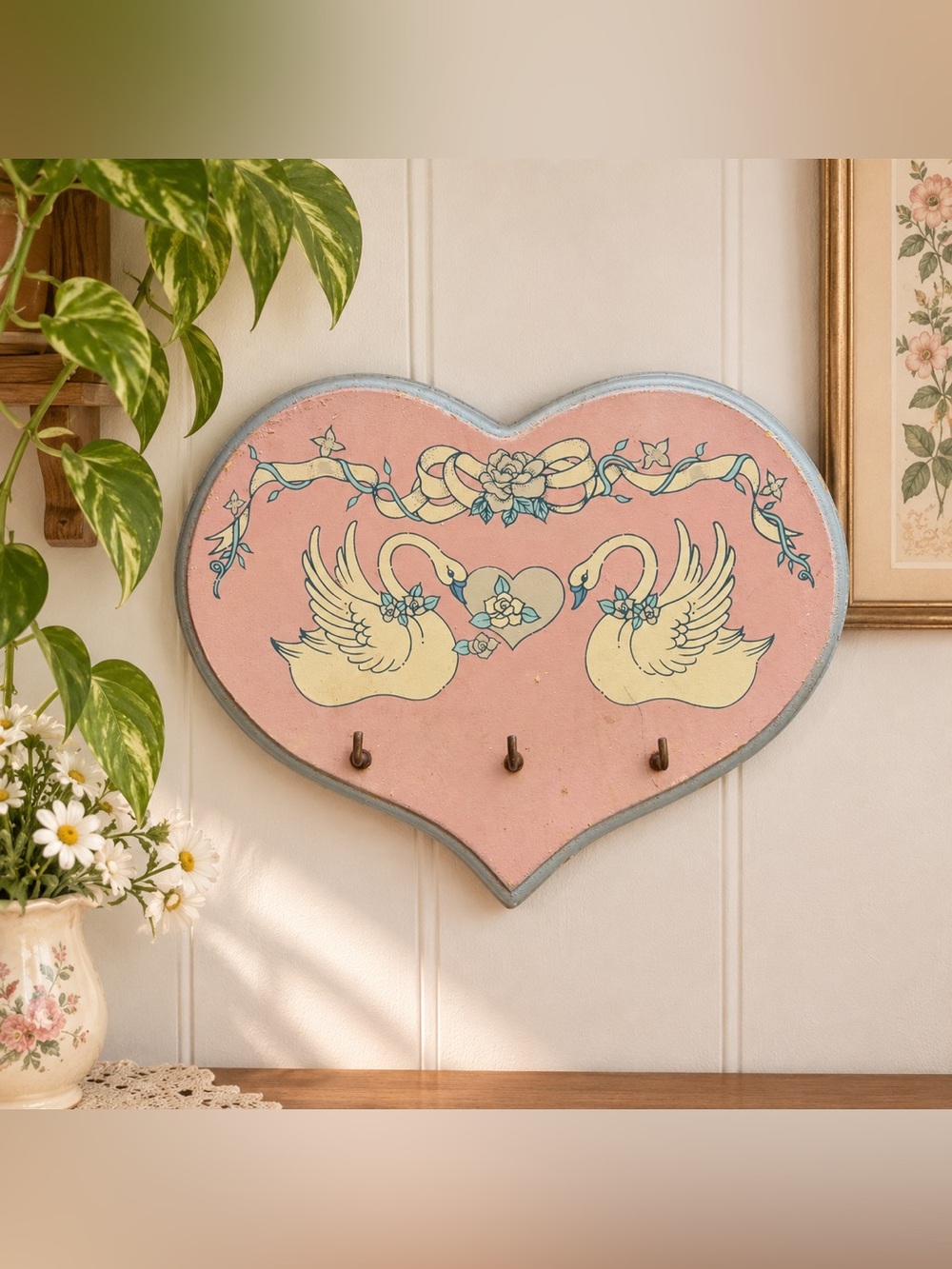 Vintage cottage core Wood Goose Welcome Plaque Heart Shaped Hand Painted hooks